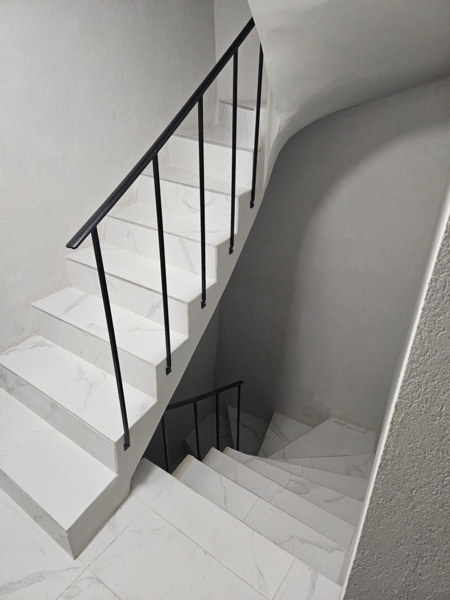 Apartamento T2 Moderne, Calme Et Entierement Renove. Béziers Exterior foto